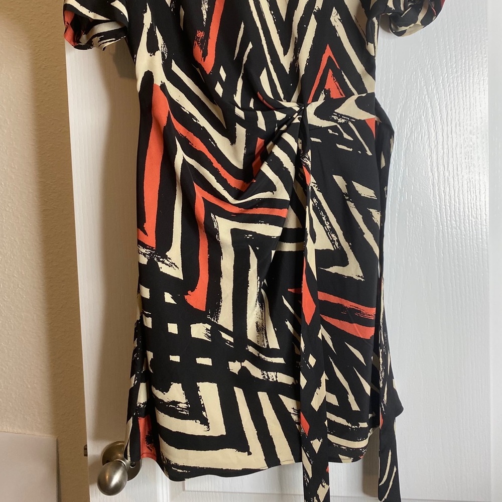 Dress - Picture 2 of 4